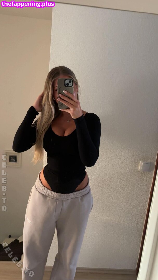 02.queenice / 18queenjce Naakte OnlyFans Foto #30
