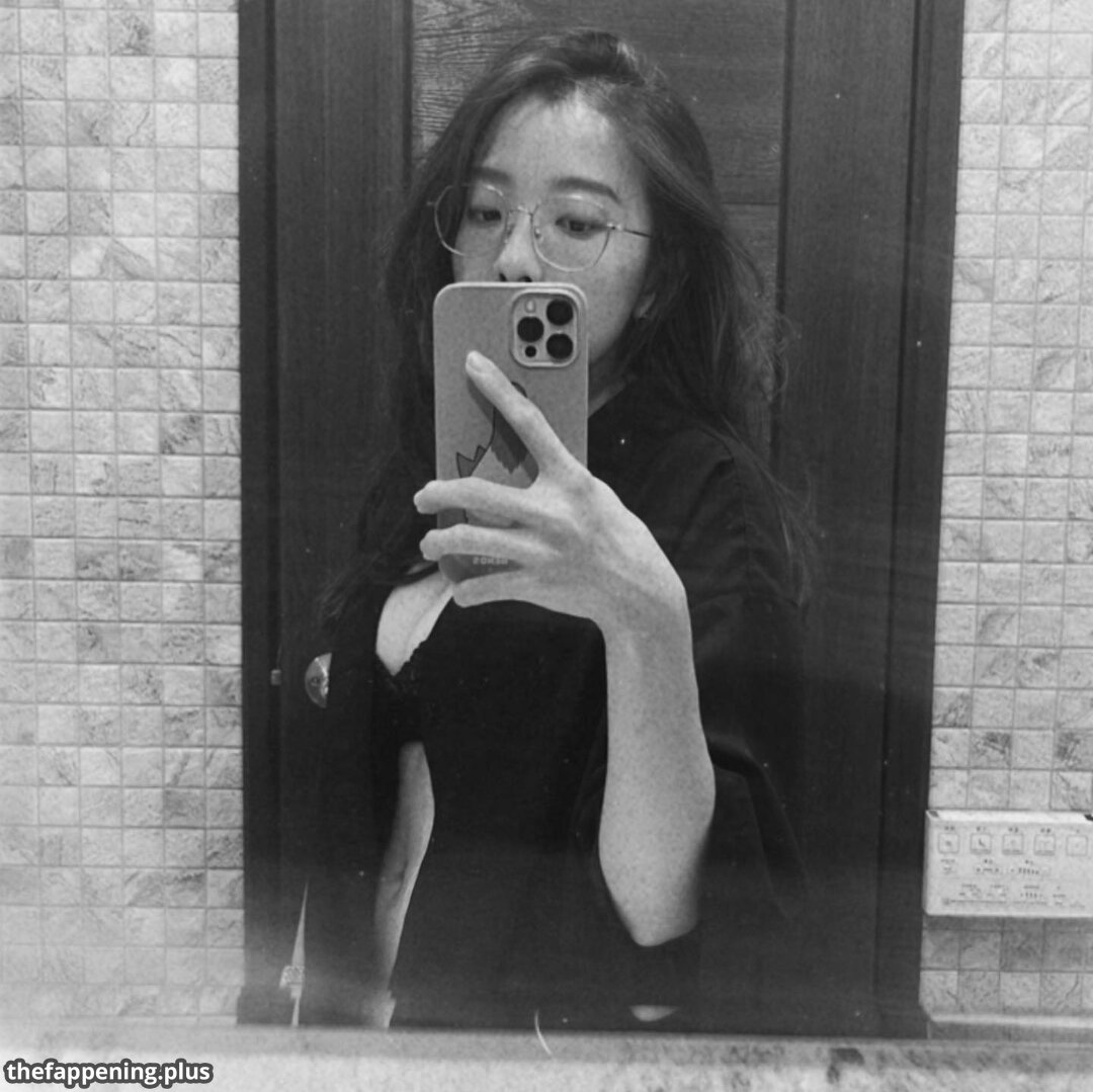 1.ynce_ / 1Ynce / https: Foto OnlyFans Desnuda #106