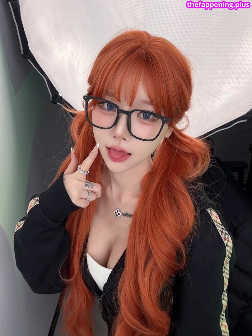 2.h.e.1.1 / 하은하 2.h.e.1 Фото оголеного OnlyFans #3