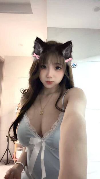 77 sunnyyy image