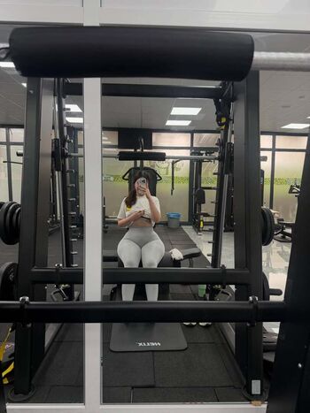 1itsmenazli page 2 image