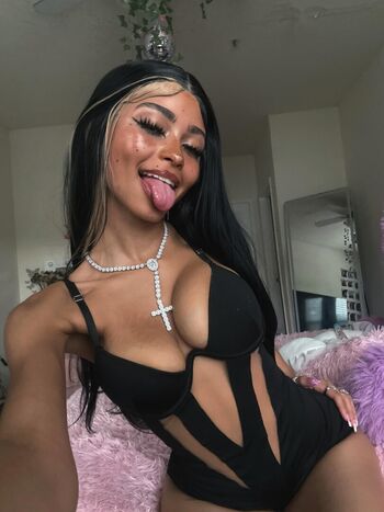 1lyjune image