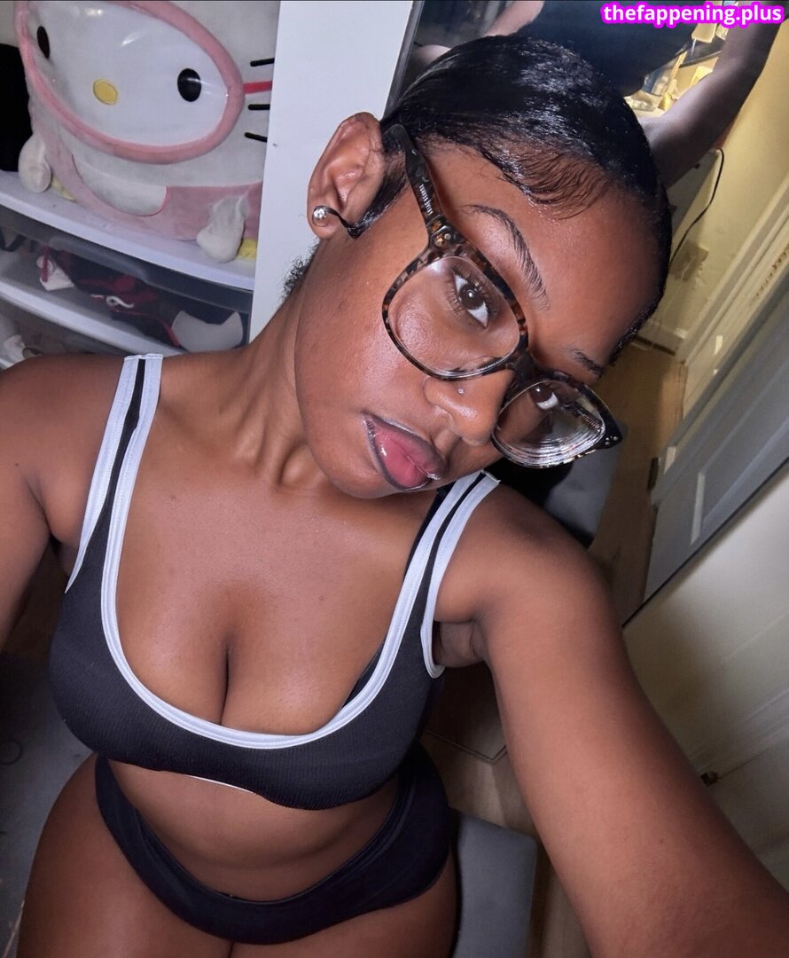 Aaliyah Monet / aaliyahhmonettt / aaliyahmonet_ / https: ヌードOnlyFans写真 #1