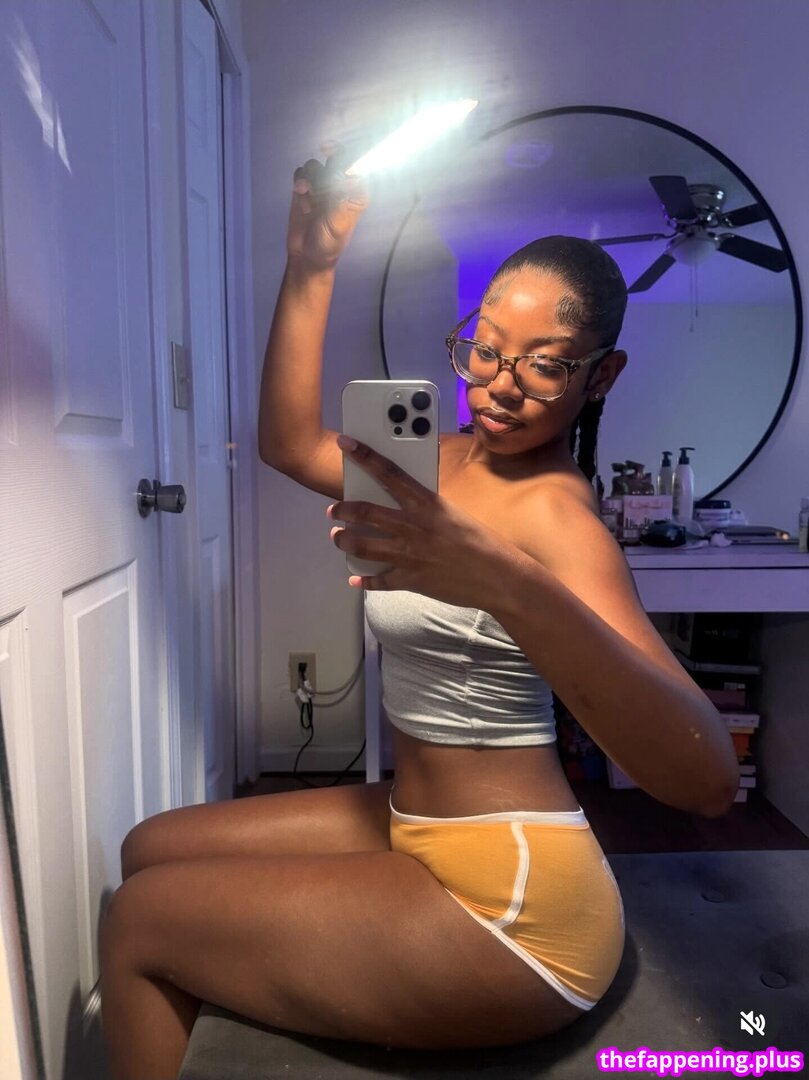 Aaliyah Monet / aaliyahhmonettt / aaliyahmonet_ / https: Nahá OnlyFans fotografie #3