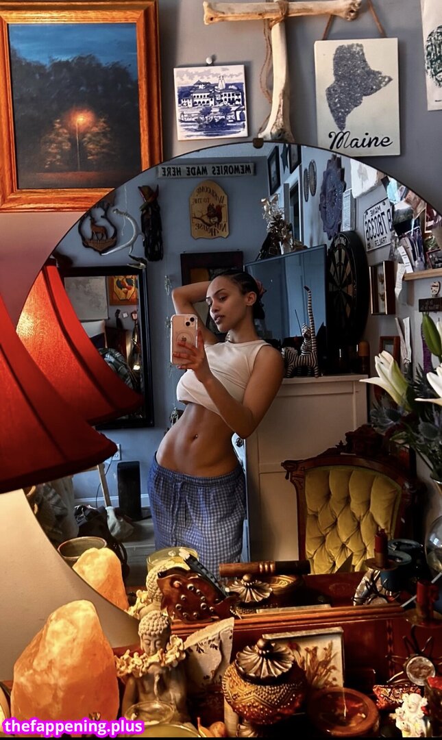 Aaliyeezy / theallierae Fotografie OnlyFans Dezbrăcată #371