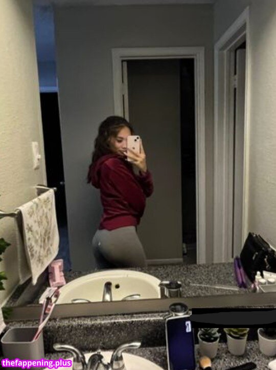 aaliyahhh.c / aaliyyah.c / honeyislandbby ヌードOnlyFans写真 #3