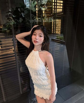 Aaomhelloo page 3 image