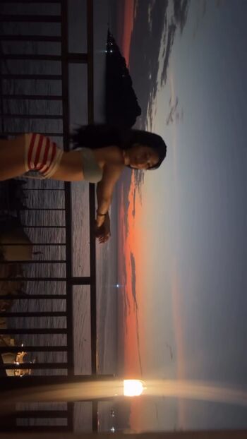 Aaomhelloo page 2 image