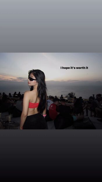 Aaomhelloo page 2 image