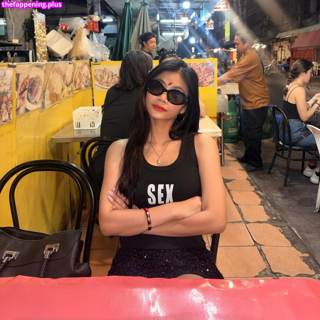 Saipetch B. / aaomhelloo Фото оголеного OnlyFans #185