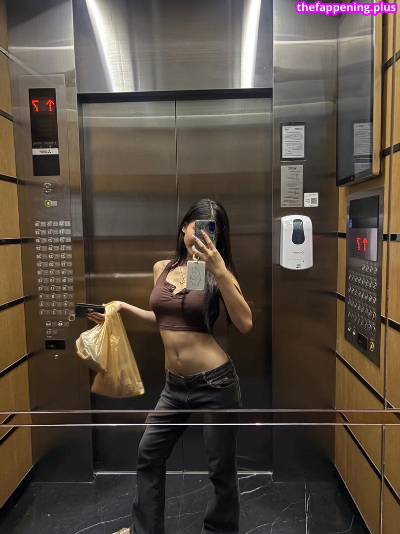 Saipetch B. / aaomhelloo Nahá OnlyFans fotografie #208