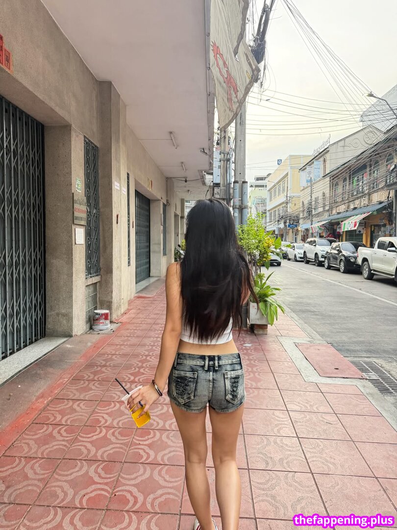 Saipetch B. / aaomhelloo Çıplak OnlyFans Fotoğrafı #218