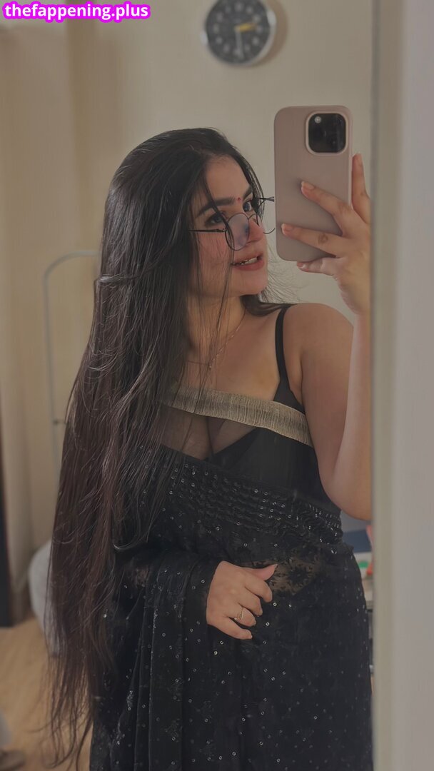 Aarohi Tirpude / aarohitirpude_ Naken OnlyFans Foto #67