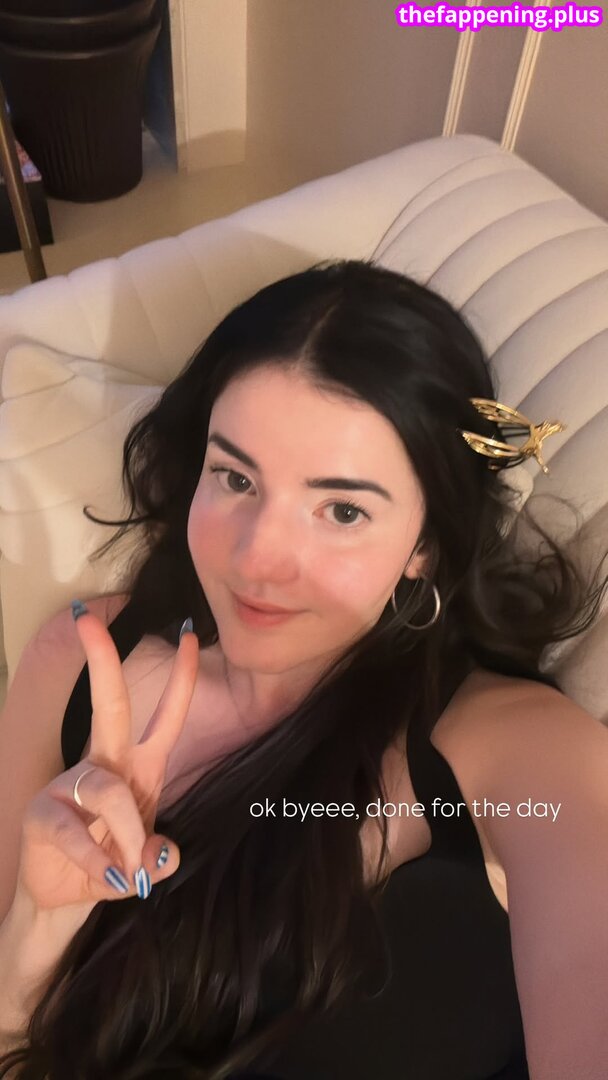 aasthashah97 / https: Meztelen OnlyFans Fotó #6