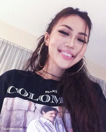 Abbey tan image
