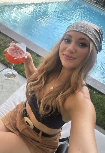 Abby labar image