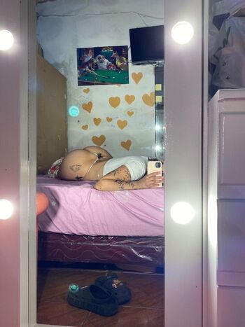 Abigail alvarez image