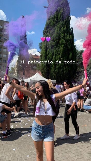Abril arg image