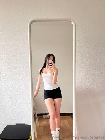 absolutepetite