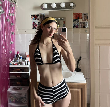 Adderallsparkles image