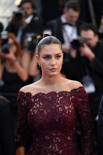 Adele exarchopoulos page 2 image