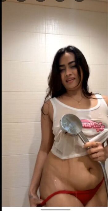 Aditi mistry 1 image