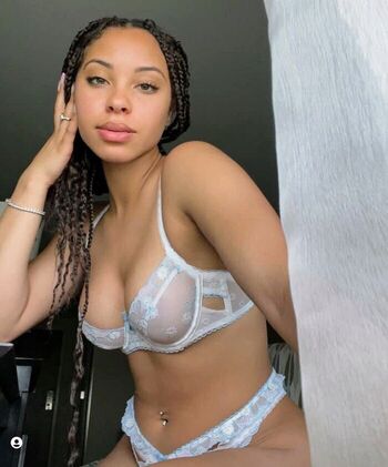 Adri nicolee image