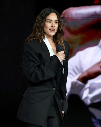 Adria Arjona