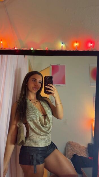 Adria kitzinger image