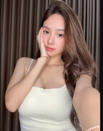 Adriana suci image