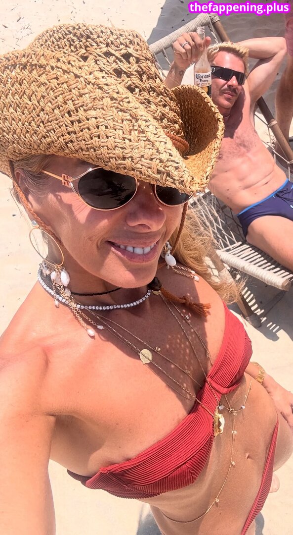 Adriane Galisteu / galisteuoficial Foto OnlyFans Nuda #262