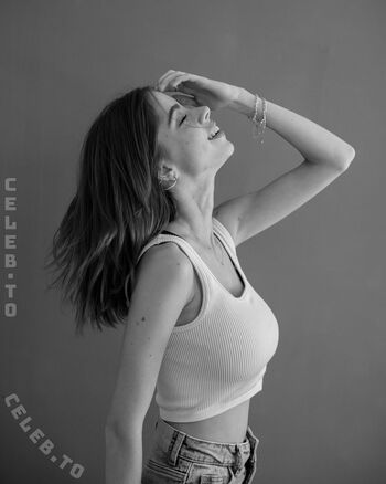 Agata migdalek image