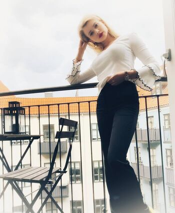 Agathe levi image