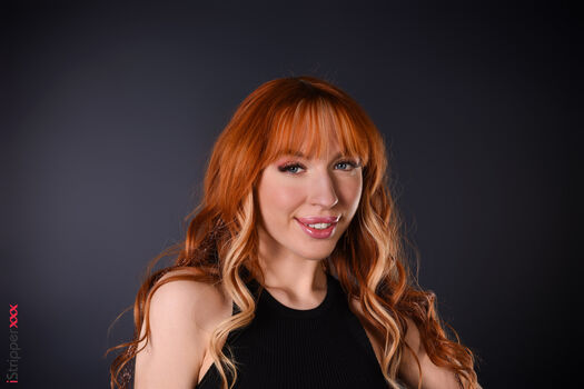 Agelina summer image