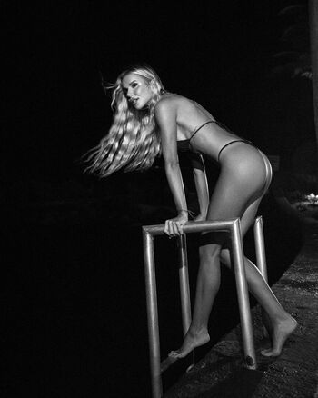 Agueda lopez image