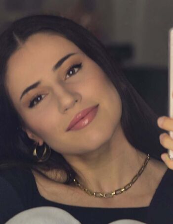 Ailaughatmyownjokes image