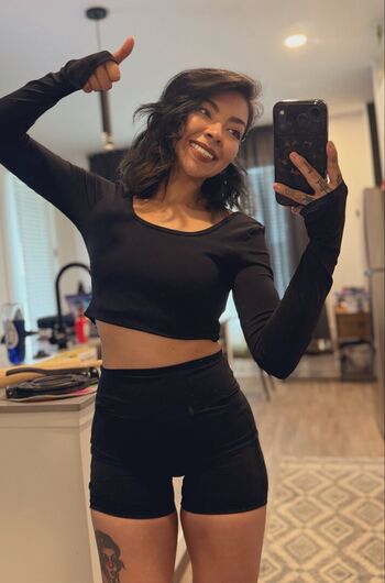 Aileensenpaireacts image
