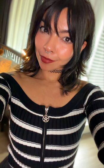 Aileensenpaireacts image
