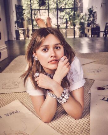 Aimee lou wood image