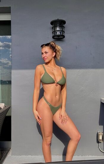 Ainsley nutter image