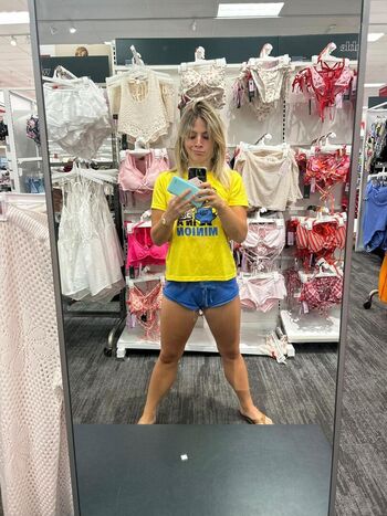 Ainsley rolstad image