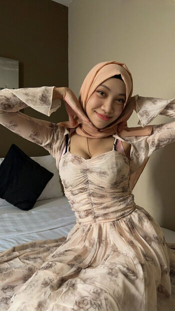 Aisha nabila image