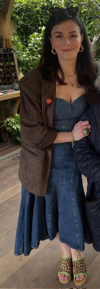 Aisling bea image