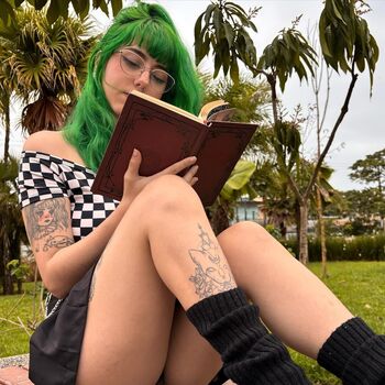 Akemiangel page 2 image