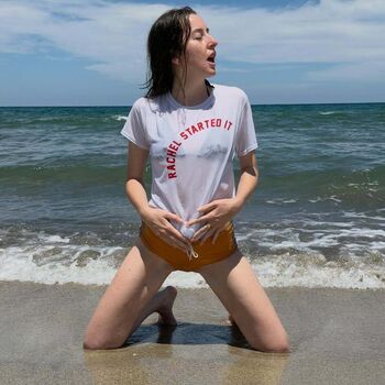 Alana haim image