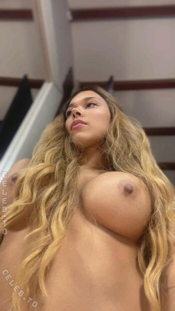 Alana ten image