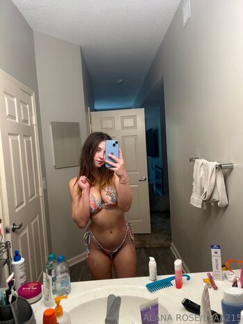 Alanarose8