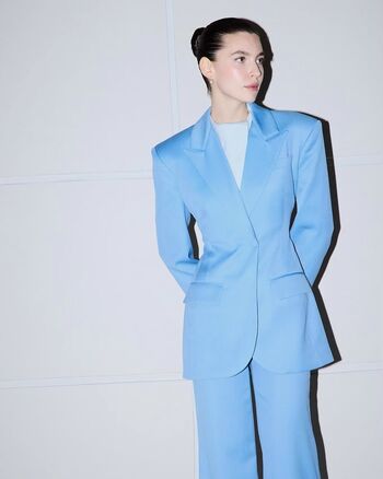 Alanis guillen image