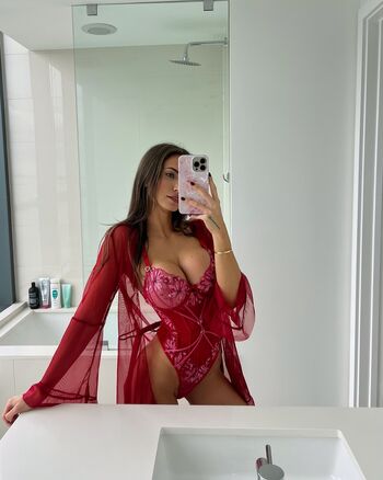 Alannalouise 1 image