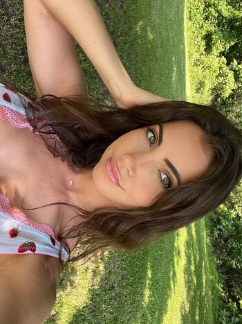 Alannalouise 1 image